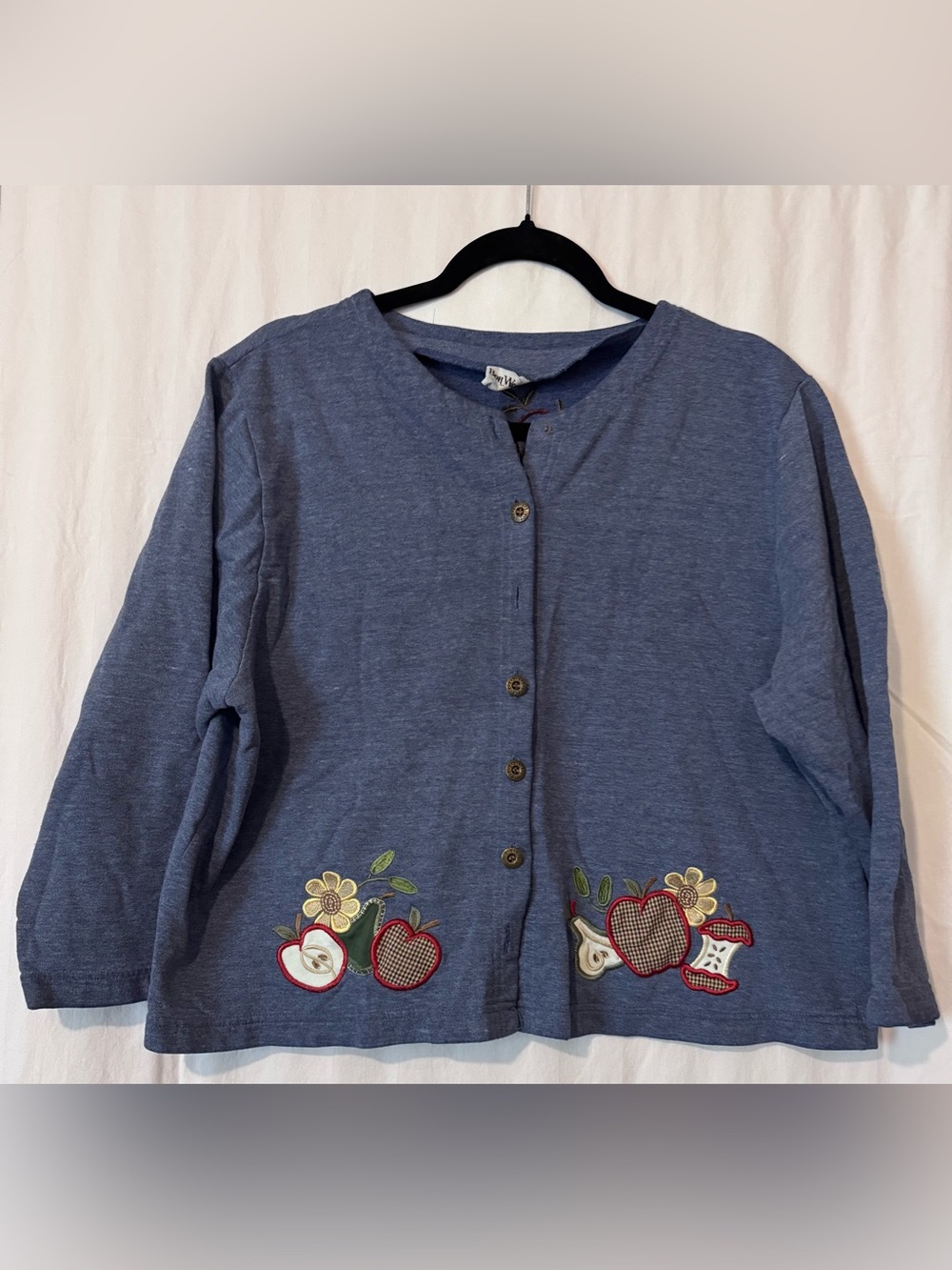 BonWorth Apple Embroidered Button Front Top – Medium – Grandmacore Cottagecore